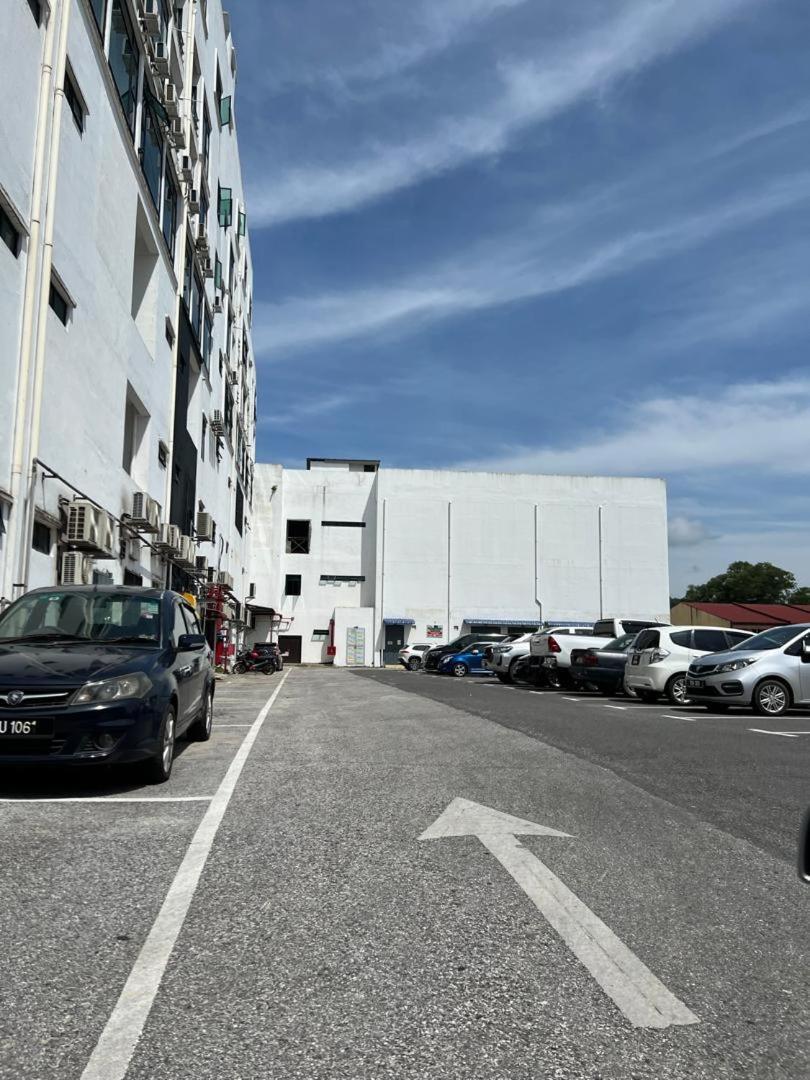 Samsara Studio Apartment At Kompleks Mutiara Gm Gua Musang Dış mekan fotoğraf