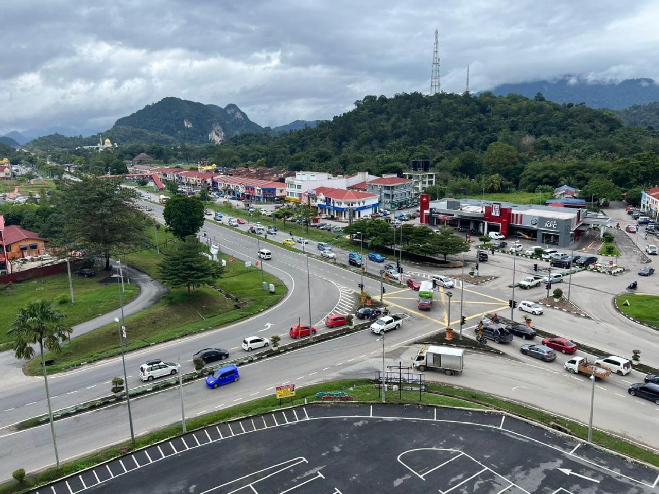 Samsara Studio Apartment At Kompleks Mutiara Gm Gua Musang Dış mekan fotoğraf